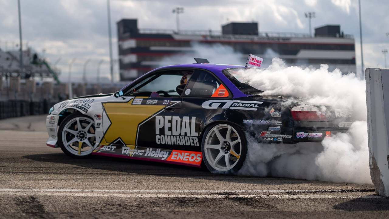 انتصار رياضيي Pedal Commander في Formula Drift St. Louis